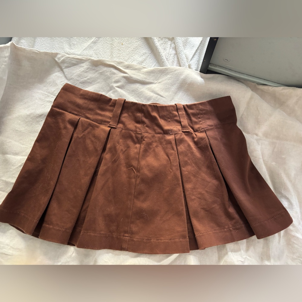 Aritzia - Sunday Best, Brown pleated Skort, size 10 - Picture 4 of 6
